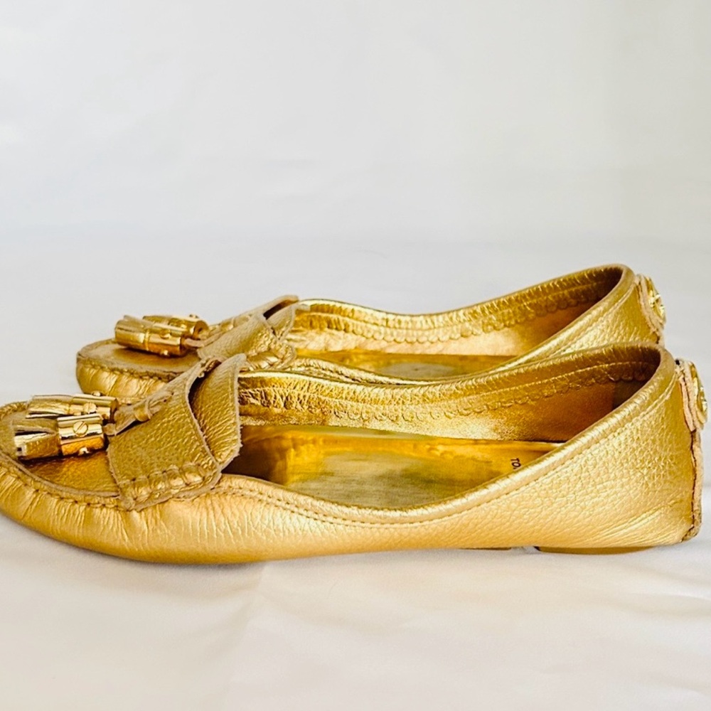Tory Burch Lawrence Gold Leather Tassel Loafers | Size 8.5 | Fair Condition - Picture 5 of 6